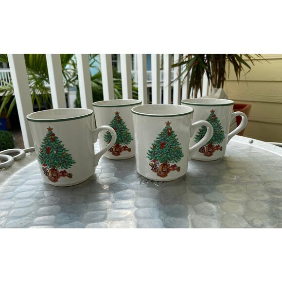 Anchor Hocking, Holiday Magic, Mugs, Stoneware, Holiday, Christmas, Set 4 - Picture 1 of 6
